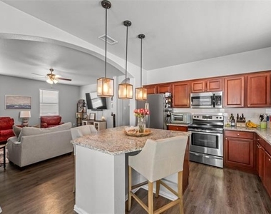 9901 Concord Drive - Photo Thumbnail 2