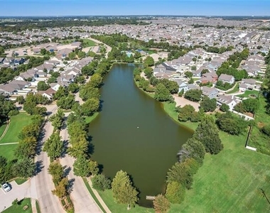9901 Concord Drive - Photo Thumbnail 17