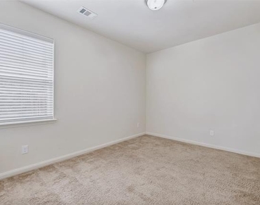 4517 Shy Creek Lane - Photo Thumbnail 16