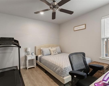 605 Adeline Drive - Photo Thumbnail 18