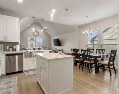 605 Adeline Drive - Photo Thumbnail 3