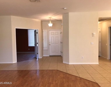 16804 W Northampton Road - Photo Thumbnail 6