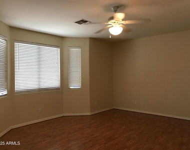 16804 W Northampton Road - Photo Thumbnail 11