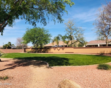 16804 W Northampton Road - Photo Thumbnail 29