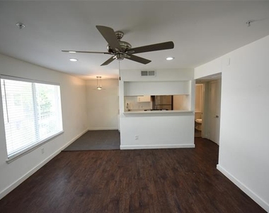 5404 Reiger Avenue - Photo Thumbnail 4