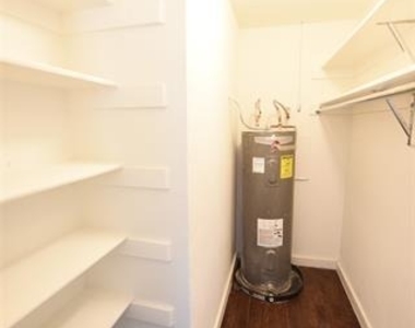 5404 Reiger Avenue - Photo Thumbnail 8