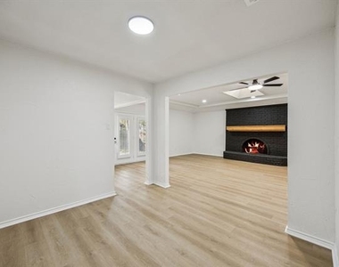 5909 Mark Lane - Photo Thumbnail 8