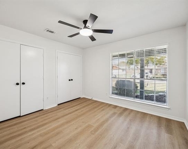 5909 Mark Lane - Photo Thumbnail 13
