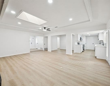5909 Mark Lane - Photo Thumbnail 11