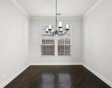 11158 Graceland Lane - Photo Thumbnail 3