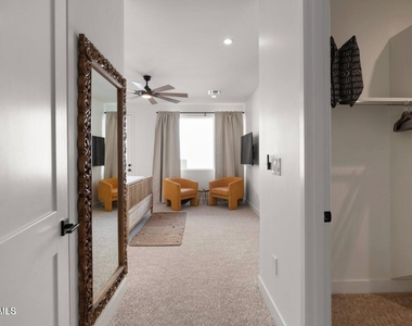5151 N 13th Place - Photo Thumbnail 16