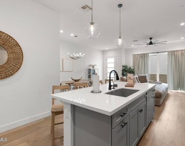5151 N 13th Place - Photo Thumbnail 11