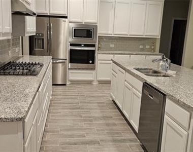 1304 Altuda Drive - Photo Thumbnail 5