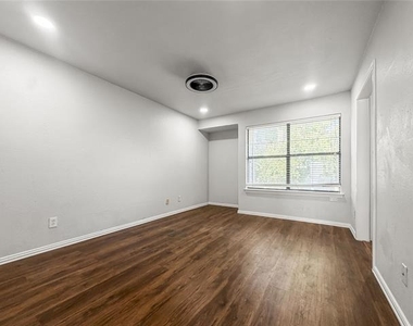 5840 Spring Valley - Photo Thumbnail 5