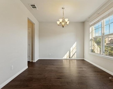 220 Black Alder Drive - Photo Thumbnail 2