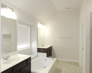 10848 Sedalia Drive - Photo Thumbnail 22