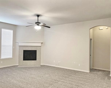 10848 Sedalia Drive - Photo Thumbnail 18