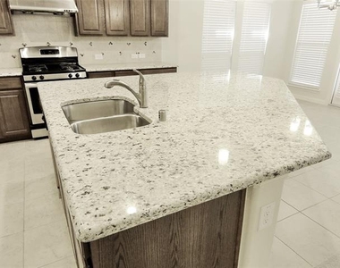 10848 Sedalia Drive - Photo Thumbnail 12
