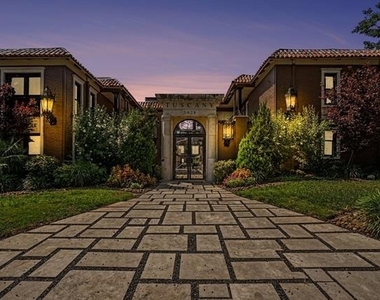 5926 Sandhurst Lane - Photo Thumbnail 36