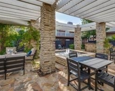 5926 Sandhurst Lane - Photo Thumbnail 31