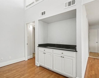 5926 Sandhurst Lane - Photo Thumbnail 23