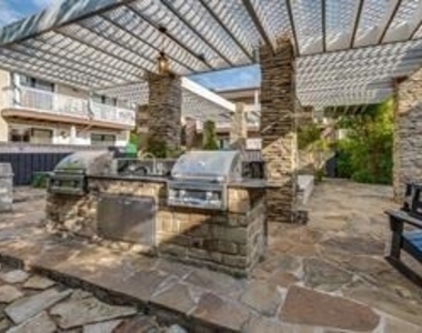5926 Sandhurst Lane - Photo Thumbnail 30