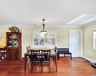 2701 Middle River Drive - Photo Thumbnail 3