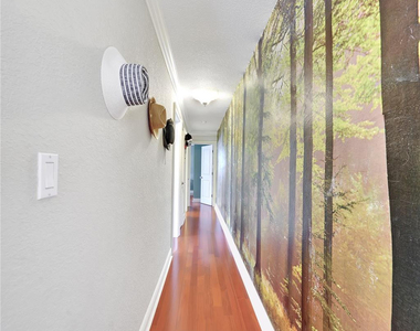 2701 Middle River Drive - Photo Thumbnail 9