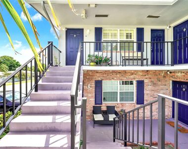 2701 Middle River Drive - Photo Thumbnail 21
