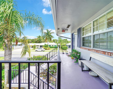 2701 Middle River Drive - Photo Thumbnail 22