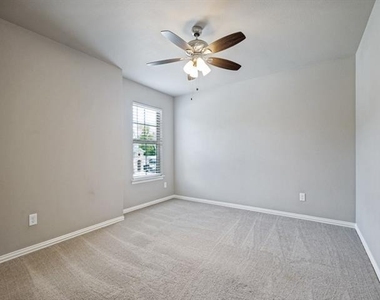 122 Elm Lane - Photo Thumbnail 14