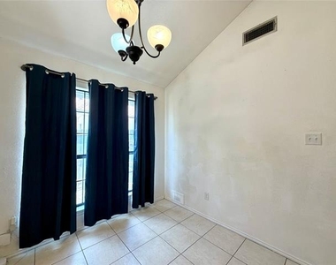 7310 Glenna Drive - Photo Thumbnail 3
