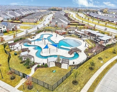 3109 Kiskadee Court - Photo Thumbnail 24