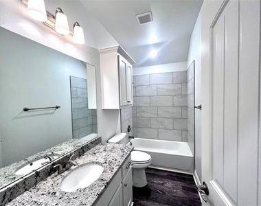 802 Tippit Lane - Photo Thumbnail 7