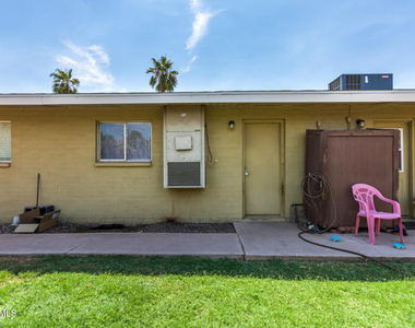 1204 W 5th Street - Photo Thumbnail 23