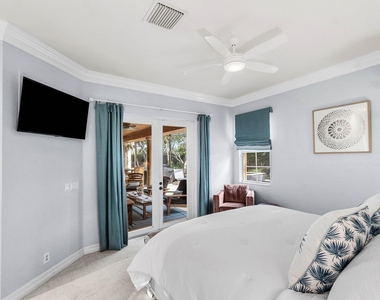 10697 Willow Oak Court - Photo Thumbnail 14