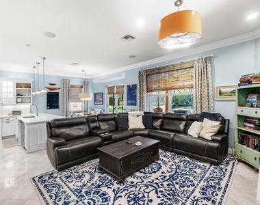 10697 Willow Oak Court - Photo Thumbnail 10