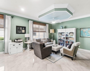 10697 Willow Oak Court - Photo Thumbnail 2