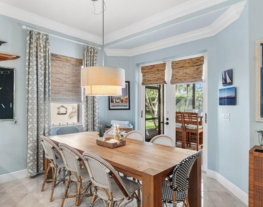 10697 Willow Oak Court - Photo Thumbnail 8