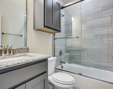 4316 Hartford Street - Photo Thumbnail 17