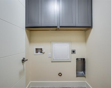 4316 Hartford Street - Photo Thumbnail 18