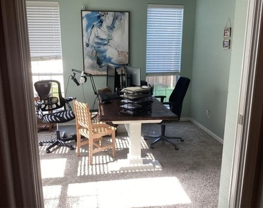 2965 Lakemont Drive - Photo Thumbnail 7