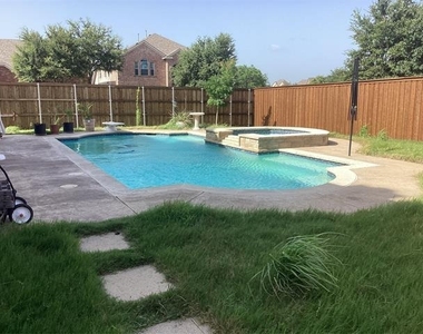 2965 Lakemont Drive - Photo Thumbnail 8