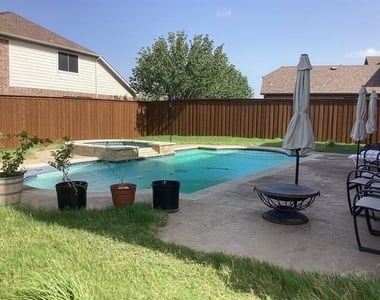 2965 Lakemont Drive - Photo Thumbnail 9