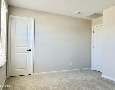 17307 W Villa Chula Lane - Photo Thumbnail 10