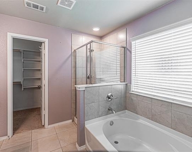2553 Hadley Street - Photo Thumbnail 17