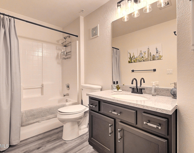 10401 N Saguaro Boulevard - Photo Thumbnail 17
