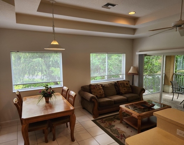 8913 Sandshot Court - Photo Thumbnail 11