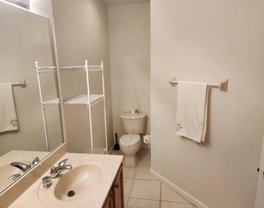 8913 Sandshot Court - Photo Thumbnail 16