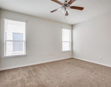 9036 Sycamore Leaf Drive - Photo Thumbnail 21